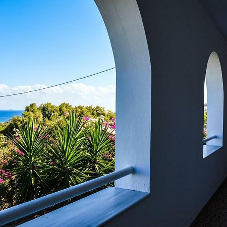 United Blue Resorts - White Sand Karteros Luaran gambar