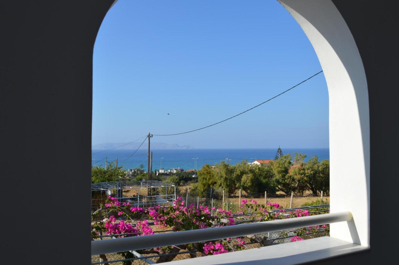 United Blue Resorts - White Sand Karteros Luaran gambar